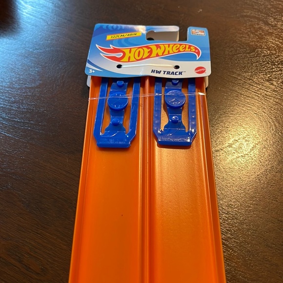 Hot wheels track two piece set 48in - Picture 1 of 5
